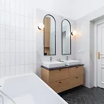 3 Bedroom - Rejtana 10 *