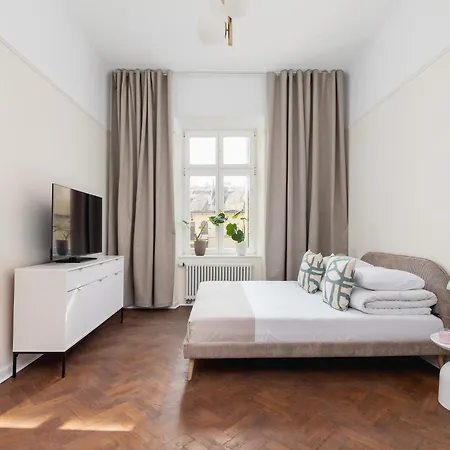 Bright Oatmeal Ap - 3Br For 8 - Kazimierz Lejlighed